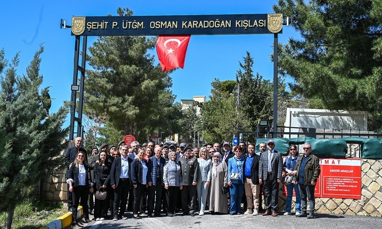 ŞEHİT DEVRE ARKADAŞIMIZ P.ÜTĞM.OSMAN KARADOĞAN'IN İSMİNİN 70'İNCİ MKNZ.P.TUG.K.LIĞI KIŞLASINA VERİLMESİ TÖRENİ İCRA EDİLMİŞTİR